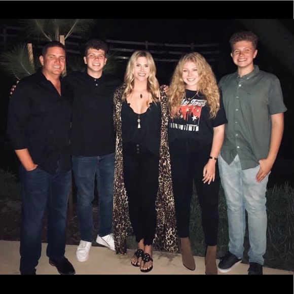 🙋🙋MEET YOUR SELLER/BUYER🙋🙋 BUNDLES👍🏻 - Picture 7 of 9